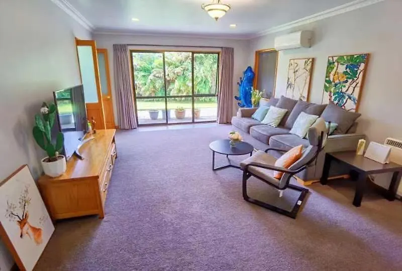 Tranquil Stream Villa Rotorua